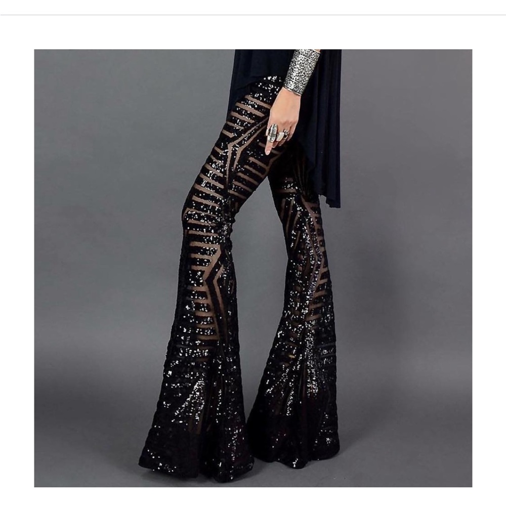 Girl On A Vine Blackstar Bottoms